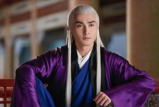 从中戏之耻到如今的东华帝君 高伟光竟然经历了这么多心酸！现实就是个傻白甜大叔