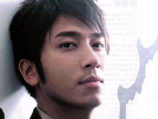 陈冠希近照公开 陈冠希艳照门后现状如何 盘点那些不作不会死自毁前程
