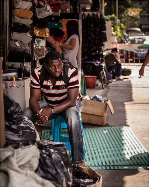 The wholesale centre next to Guangzhou railway station. [Photo: People's Daily]