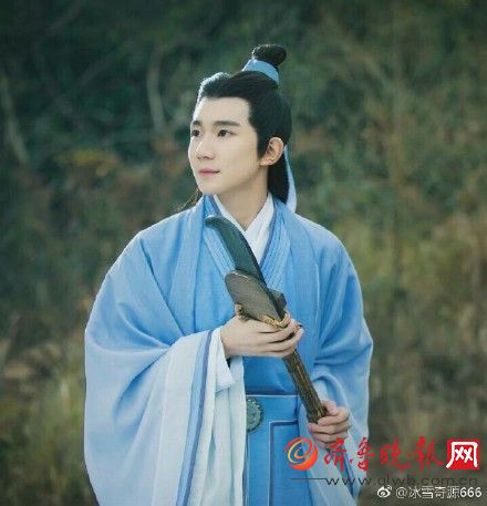 王俊凯古装造型英俊 TFBOYS三小只古装照谁