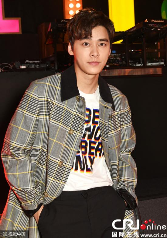 明星原名曝光:胡歌安以轩郑爽改名原因真的很