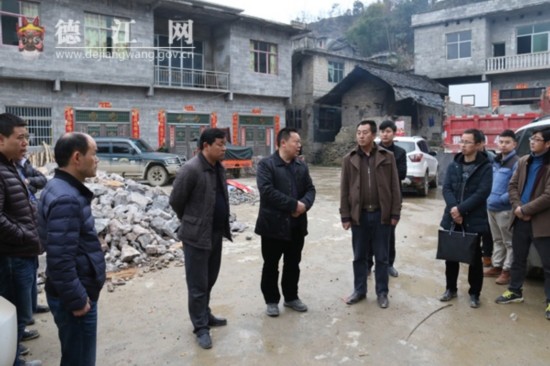 传导压力 加大马力 精准高效帮助贫困户实现脱