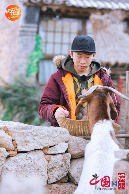 《向往的生活》黄磊道出友谊真谛 何炅传授经