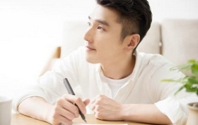 赵又廷害羞了 赵又廷是如何成名的 赵又廷为何