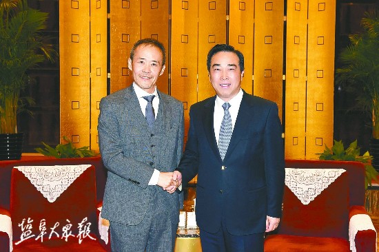 王荣平会见王石 两人关于盐城 一座城 说了啥