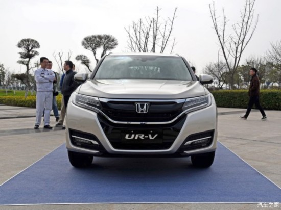 ���籾�� ����UR-V 2017�� 370TURBO ������ҫ��