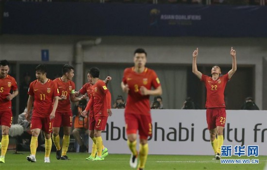 国足赢了!中国队1:0战胜韩国队 于大宝一粒进球