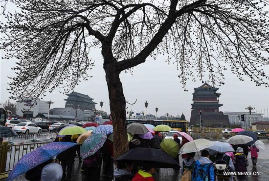 Cold front brings rainfall to Beijing