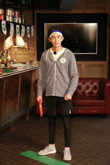 《二十四小时》吴磊搞笑被赞 中华小曲库 --黑