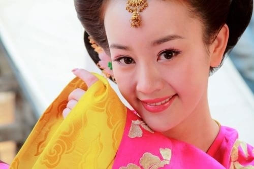 女星颜值打分:杨幂眼睛满分袁姗姗嘴巴丑