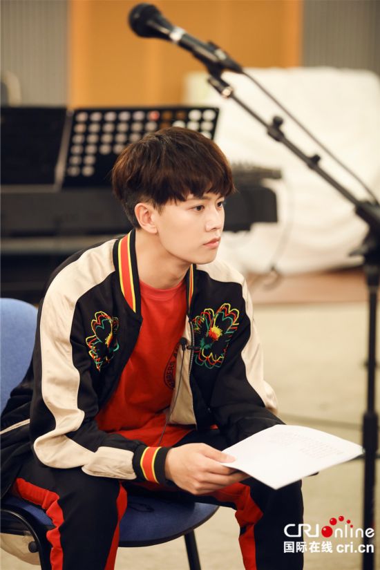 新生代有颜更大胆 任嘉伦携《跨界歌王》燃动