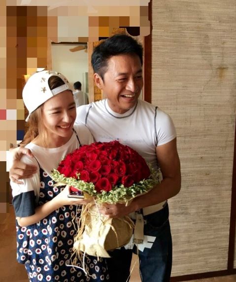 马景涛吴佳尼离婚:相差21岁的爱情是怎么开始