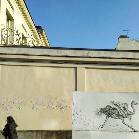 ����һλ�廭ʦ�������е�����ͳ��������䴴�������������˱�߽��ĵ���Ȥ��Ʒ��