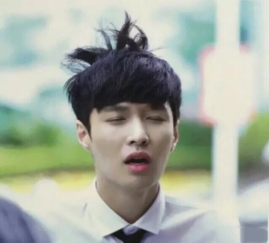 一定是因为太帅了!鹿晗张艺兴边伯贤 男星中的