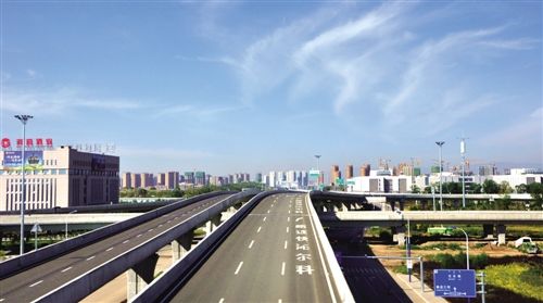 呼和浩特:七网同建七业同兴跑出发展新速度