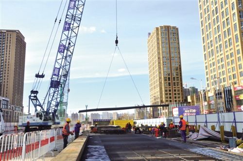 呼和浩特:七网同建七业同兴跑出发展新速度