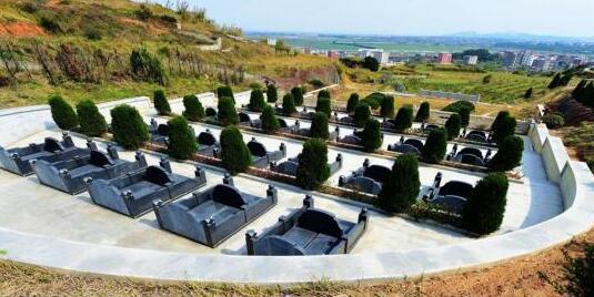 福建沿海地区墓葬问题追踪:重拳整治豪华墓葬