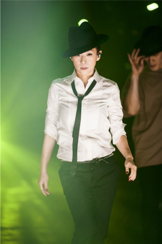 《歌手》半决赛十进八歌单排名:迪玛希《Con