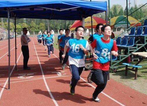 女生实现体育轻松成绩紧张v女生不好首次中考的照片看女生男生图片