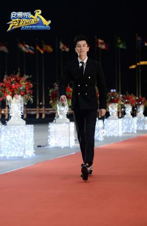 奔跑吧兄弟第五季曝光首期红毯照 7只造型亮瞎眼 什么时候播出？