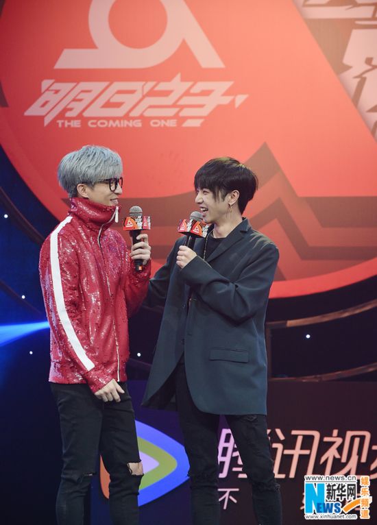 《明日之子》华晨宇现场打太极 薛之谦分享成