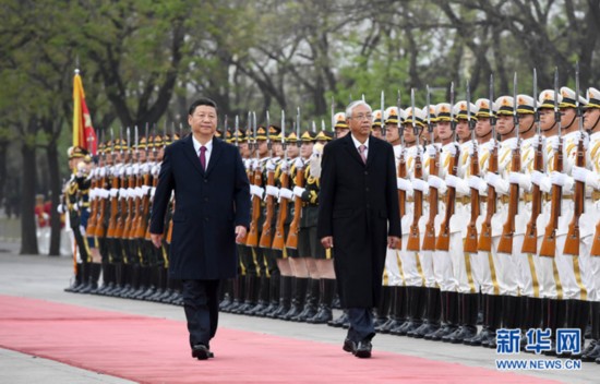 A welcome ceremony was held for Myanmar President U Htin Kyaw outside the Great Hall of the People in Beijing on March. 10, 2017. [Photo: Xinhua]