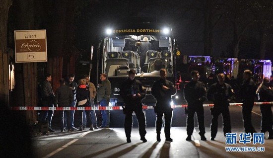 德国多特蒙德足球队大巴车发生爆炸