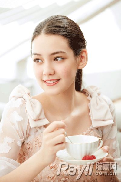 郑爽的脸到底怎么了 少女感是否能够留的住