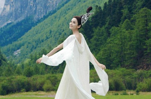 杨幂唐嫣古力娜扎刘亦菲赵丽颖刘诗诗王丽坤甘