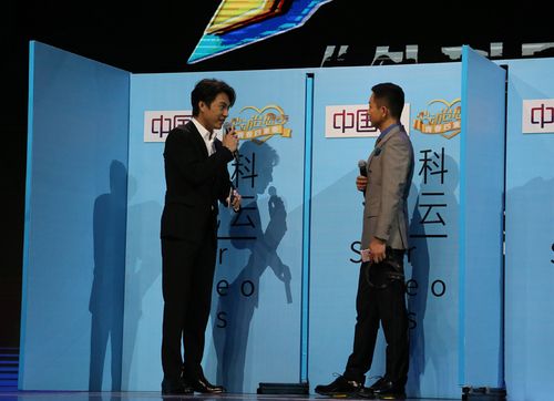 浙江卫视《外科风云》特别节目 靳东白百何齐喊