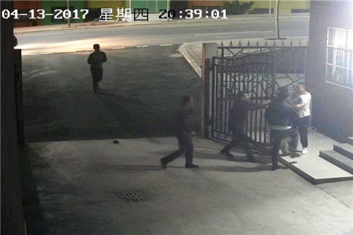 沈阳警察洛阳执法狂殴嫌疑人 打后竟发现抓错