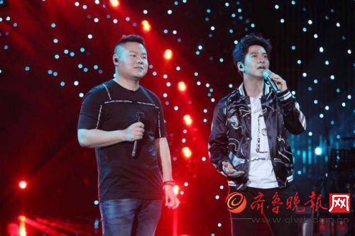 《歌手2017》歌王之战:林忆莲夺得 歌王 桂冠