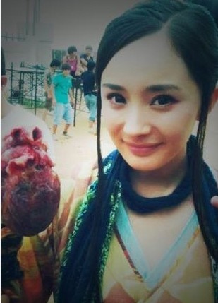 唐嫣杨幂郑爽袁姗姗张檬 当红小花旦五官硬伤