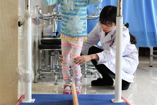 CHINA-XINJIANG-FOREIGN PATIENT-TRADITIONAL CHINESE MEDICINE (CN)