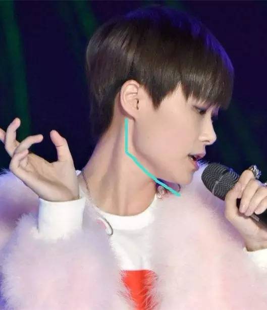 唐嫣娜扎短发为啥美成教科书？get这6点你也能成短发小妖精
