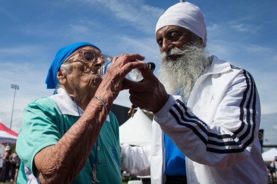 ¿У101ӡŮ˶Ա(Man Kaur)114ٶס