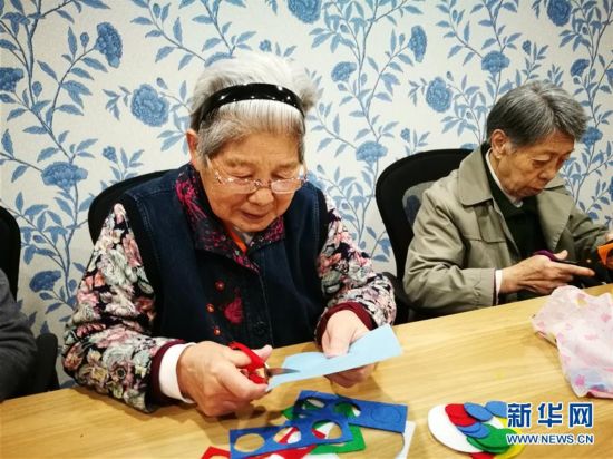 中国现在军衔等级_中国现在老年人口(3)