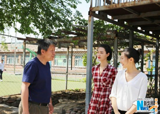 《西游记女儿国》幸福计划 主题大巴进校园送