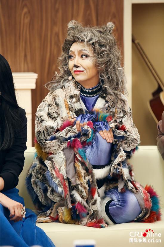 享受舞台!荧幕女王江珊《跨界歌王》不惧危