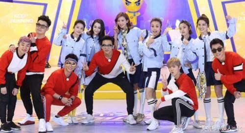 《奔跑吧》鹿晗狂撩迪丽热巴 来看一下鹿晗的