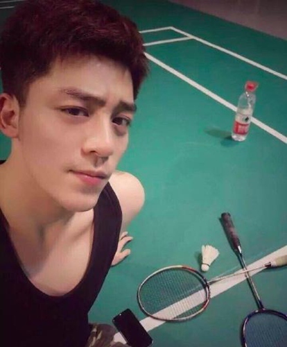 长得像明星是怎样的体验?霍建华郑恺王思聪鹿