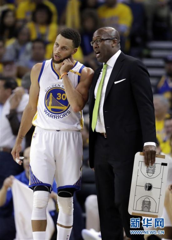 NBA季后赛:勇士主场106-94战胜爵士(组图)--人
