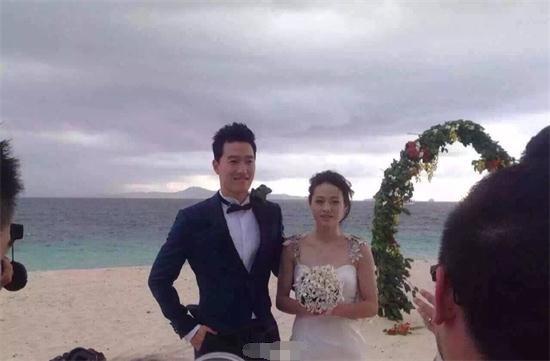 刘翔婚纱照_吴莎刘翔婚纱照