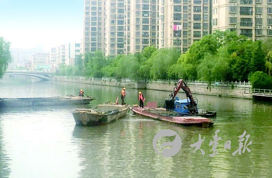 盐城大丰组织河道清淤疏浚 确保水质良好