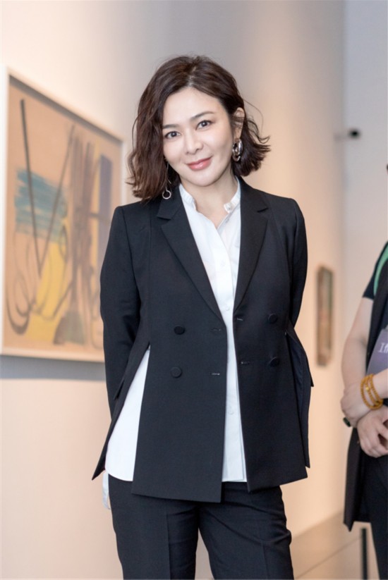 女服装老总_浦发老总睡女下属照片(2)