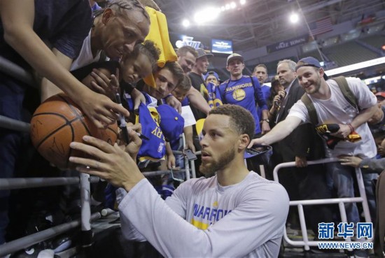 NBA季后赛:勇士4-0横扫爵士晋级西部决赛--人