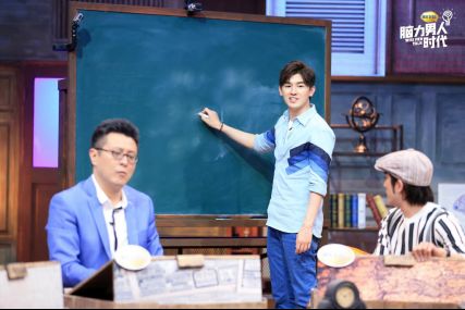 李小璐称甜馨不缺爱 《脑力男人时代》 战火 激