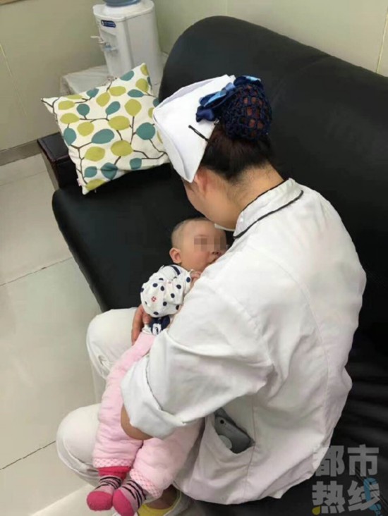 暖心!西安一医院母亲住院娃饿哭 护士当奶妈获