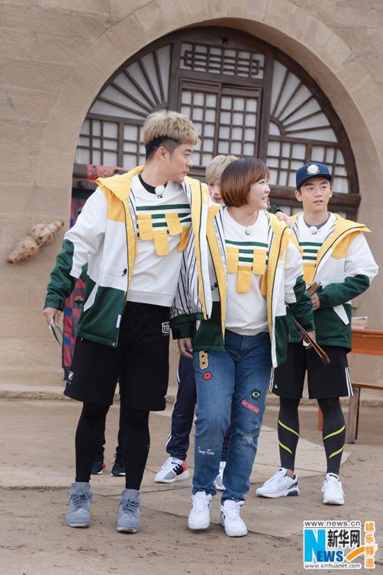 《奔跑吧》第五期:鹿晗秀高音 迪丽热巴原来是