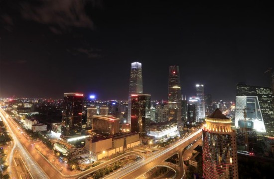 “一带一路”盛会璀璨夜中北京城熠熠生辉